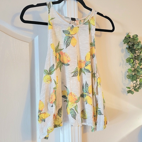 Free People | We the Free Tank Top Lemon Fruit Citrus Print Shirt Swing Flowy XS - Picture 1 of 8